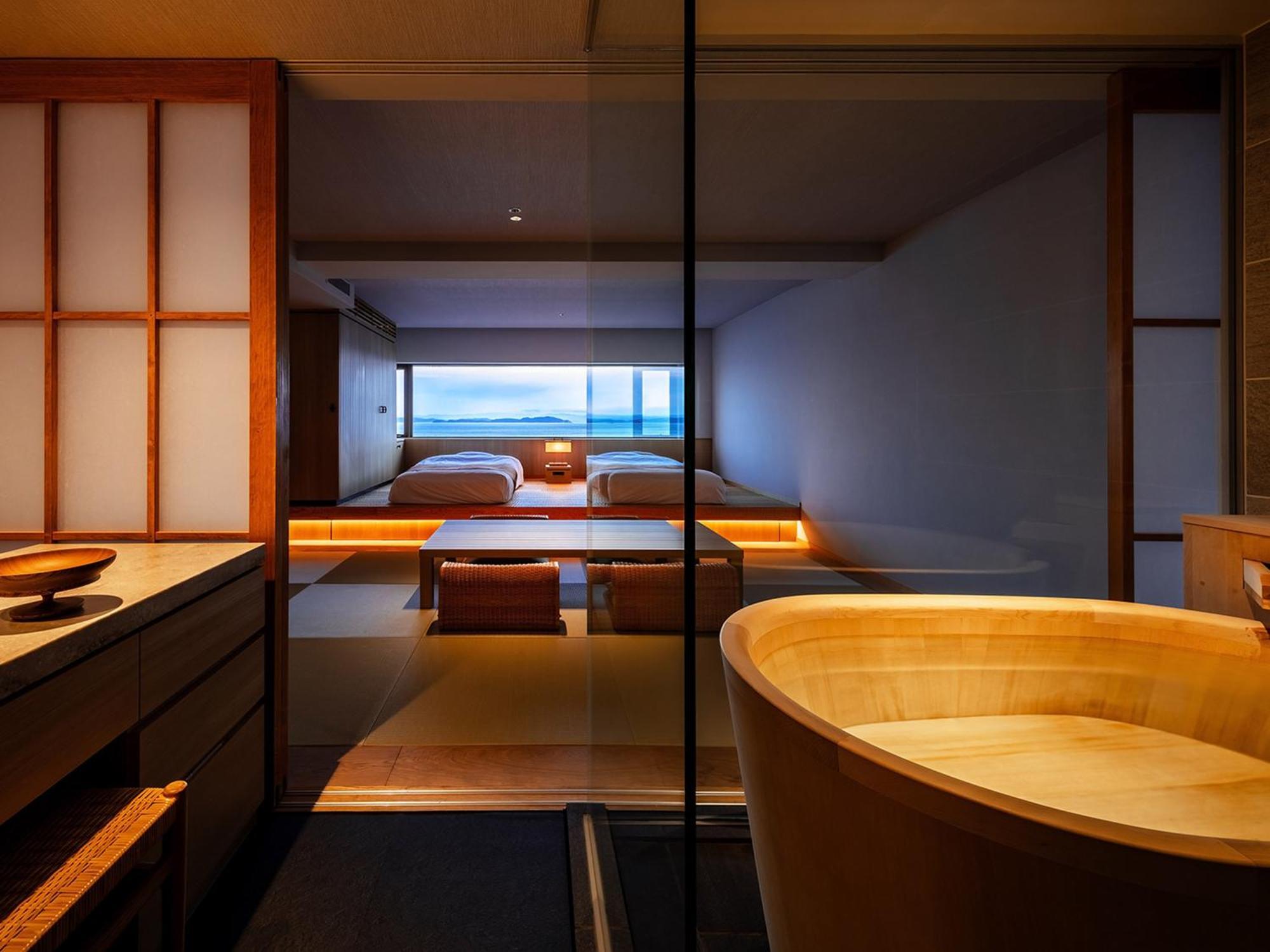 Awaji International Hotel The Sunplaza Sumoto Exterior photo